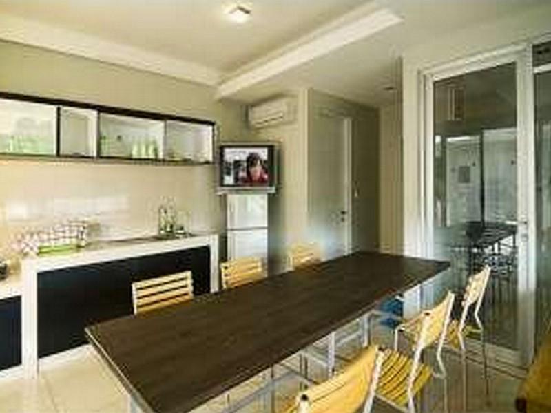 Legreen Suite Pejompongan Джакарта Экстерьер фото
