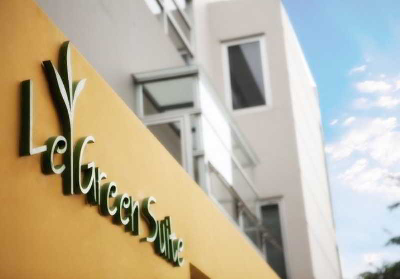 Legreen Suite Pejompongan Джакарта Экстерьер фото